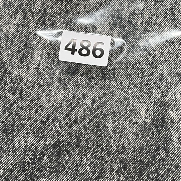 LEVI’S Made in USA 28W 32L Black Acid Wash 501 Women’s Trendy Denim Jeans - Picture 9 of 9